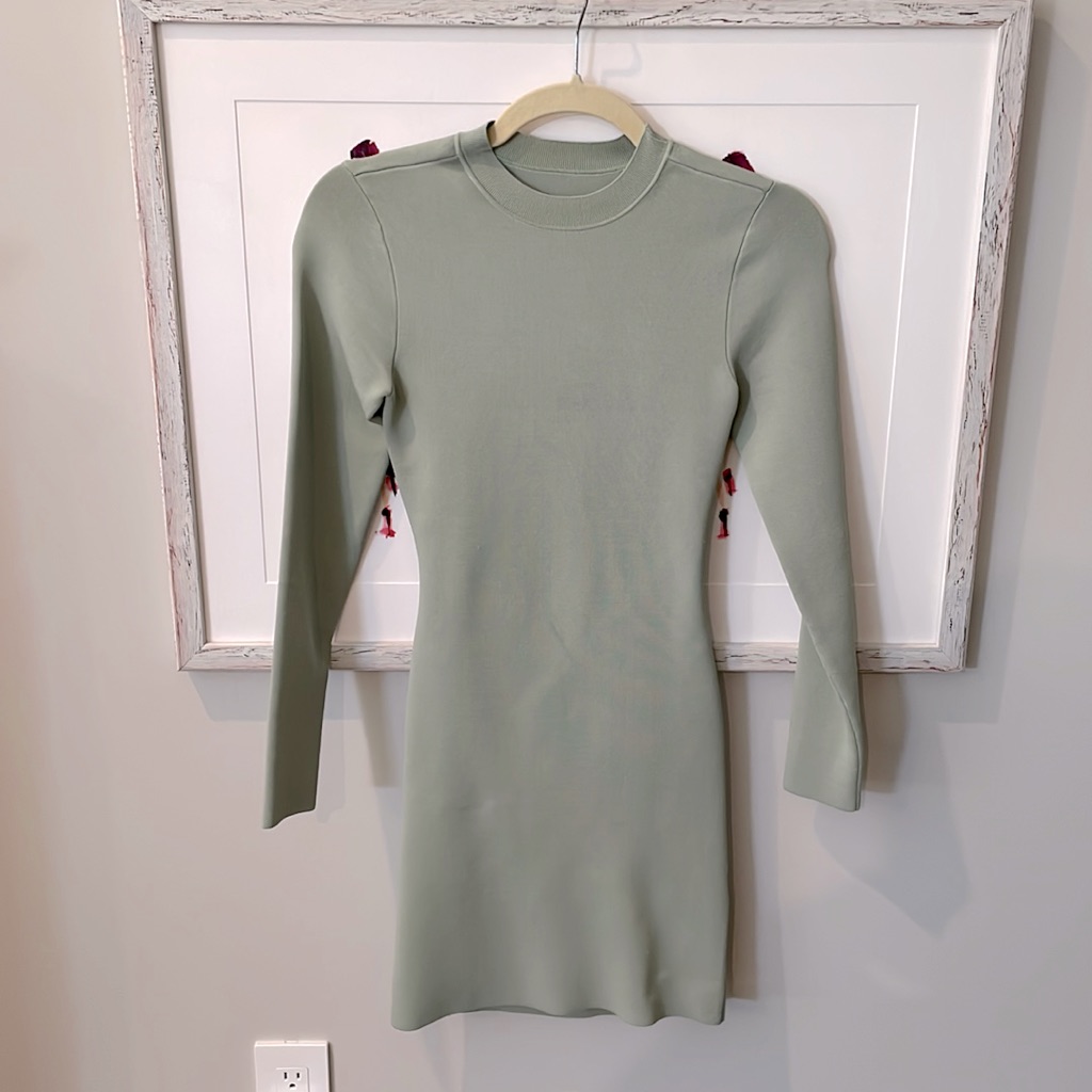 Alice + Olivia Estelle Bodycon Sage Green Sz S